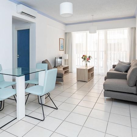 Resitour - Basilica Apartment Paphos ภายนอก รูปภาพ